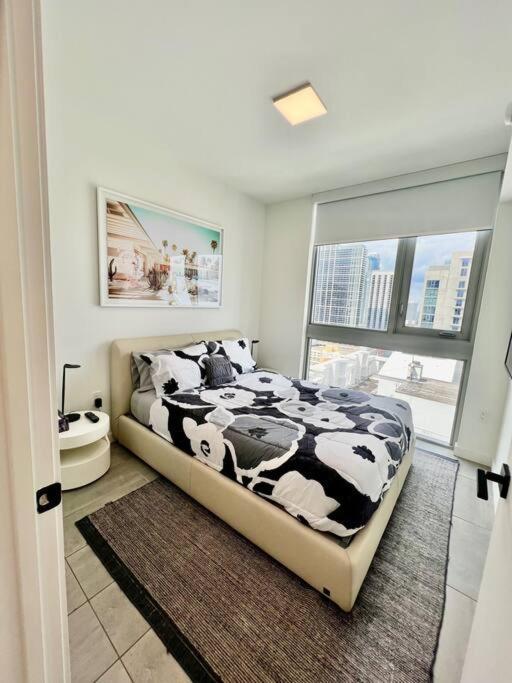 Spacious Studio In The Heart Of Downtown Miami Appartement Buitenkant foto