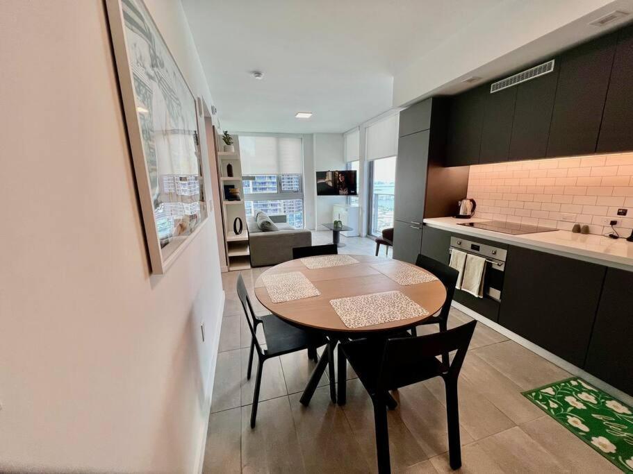 Spacious Studio In The Heart Of Downtown Miami Appartement Buitenkant foto