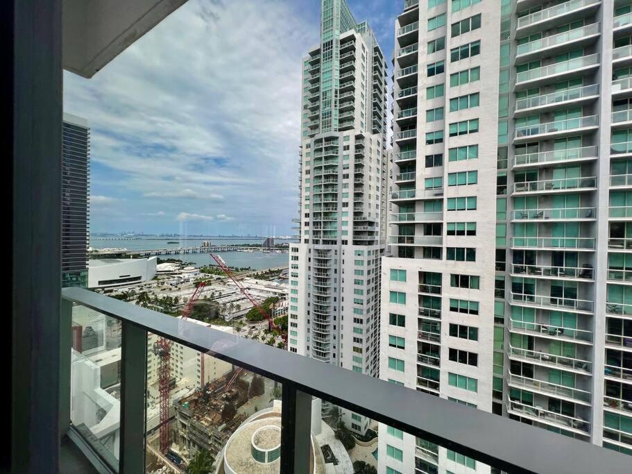 Spacious Studio In The Heart Of Downtown Miami Appartement Buitenkant foto